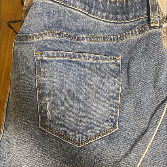 Old Navy Jeans - Picture 4 of 7